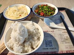 -毛家饭店(长沙南站店)