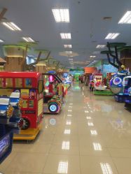 -莫莉幻想儿童乐园(三河燕郊永旺店)