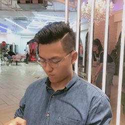 -BULB STUDIO 巴柏明星发型工作室