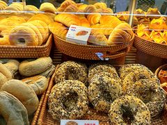 -红星前进面包牛奶公司(君太店)