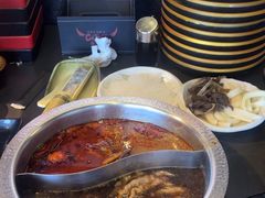 -牛武士寿喜烧·和牛火锅自助(全球首店)