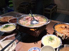 -肖四女乐山跷脚牛肉(世博源店)