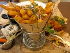 -Mark&Mars Restaurant