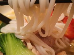-蒙自源米线大王(东站店)