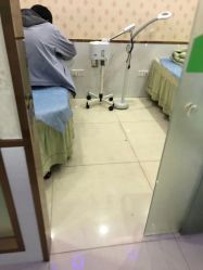 -苗医生专业祛痘·皮肤管理
