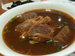 红烧牛肉面-鼎泰丰(新港中心店)