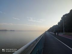 -钱塘江