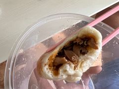 麻辣香菇鸡丁包-老陶包子铺(南大西南村店)