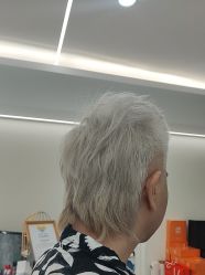 -相约芊艺护肤造型