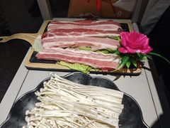 -牛味道炭火烤肉(湖前总店)