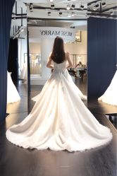 点击看大图 -MuseMarry婚纱(前海嘉里中心店)