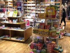 -新华书店(解放中路店)