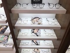 -明月眼镜(三坝店)