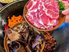 -渝井巷重庆老火锅(沈阳吉祥店)