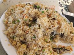 海鲜炒饭-港畔赶海蒸汽海鲜烧烤自助(仙螺岛店)