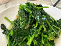 -新天明砂锅鱼头煲