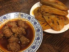 -爆炸头阿姨小四川正宗川味小吃(无任何分店)