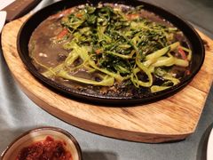 鉄板虾酱通菜-沙龙酒家