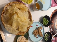 -洪氏嗨捞·猪肚鸡火锅(阳光天地店)