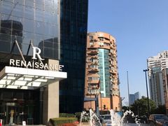 -上海龙之梦万丽酒店