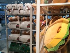 -名创优品(万达广场河东店)