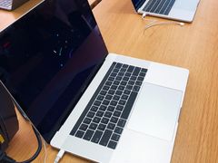 -Apple零售店(深圳益田假日广场店)