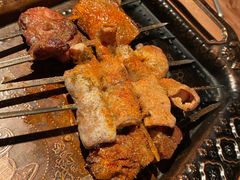 烤大羊腰-阿里家Miss Ali·烤肉酒馆by MIG