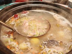 -禄婶鸡煲·打边炉
