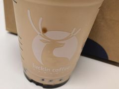 樱花白巧瑞纳冰-瑞幸咖啡(亿城国际中心店)