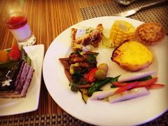 -皇城豪门酒店-美多娜国际美食餐厅