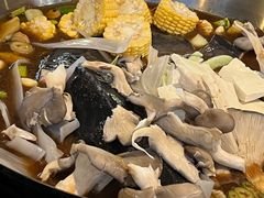 -姥家大锅台水库渔家