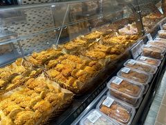 -胖东来生活广场(健康路店)