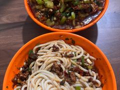 -玲玲米粉·新疆现炒米粉(大十字总店)