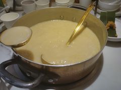 胡椒猪肚鸡汤-六少·猪肚包鸡火锅(卓悦INTOWN店)