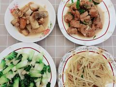 -爱的果实月嫂育婴师(世纪东方店)