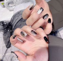 -UGIRL有个美甲