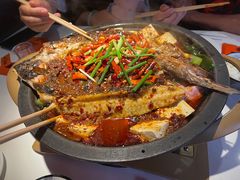 -鸣记脆皮烤鱼·海鲜烤鱼(三八广场店)