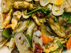 -三泉海中鲜海鲜加工零售广场(幸福时代店)