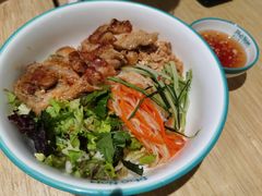 香茅烤鸡扒捞檬粉-越小品·越南餐厅(万科里店)