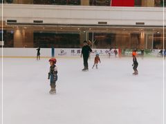 -陈露国际冰上中心(天津嘉里汇店)