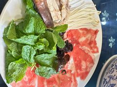 -桥香园云南过桥米线(金马碧鸡店)