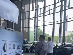 -宁波之星奔驰4S店(海曙店)