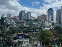 -包整·丝娃娃(一览甲秀楼风景店)