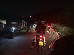 -鬼笑石后山停车场