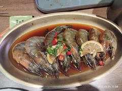 -街角等你.大连海鲜烧烤.经典铁板海鲜串(西安路店)