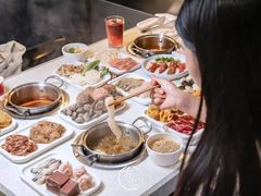 -龍歌自助小火锅(芝罘万达店)