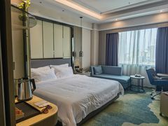 -华海酒店(茂名高铁站店)