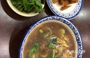 Eel and Pork Cutlet Noodles