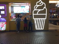 门面-麦当劳(龙阳路店)