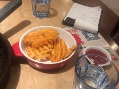 -必胜客(海宁工人路店)